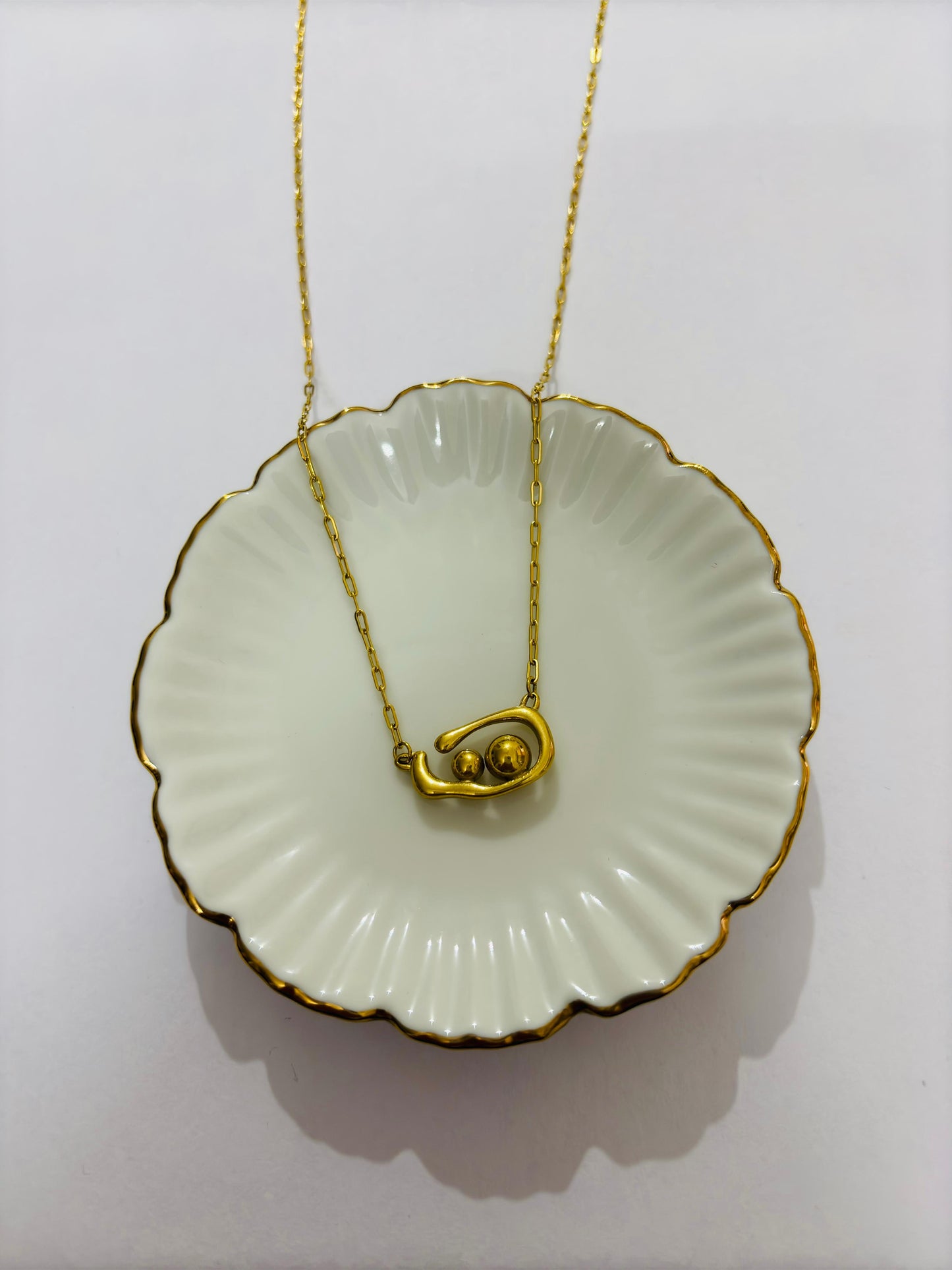 Eclipse Orbit Pendant